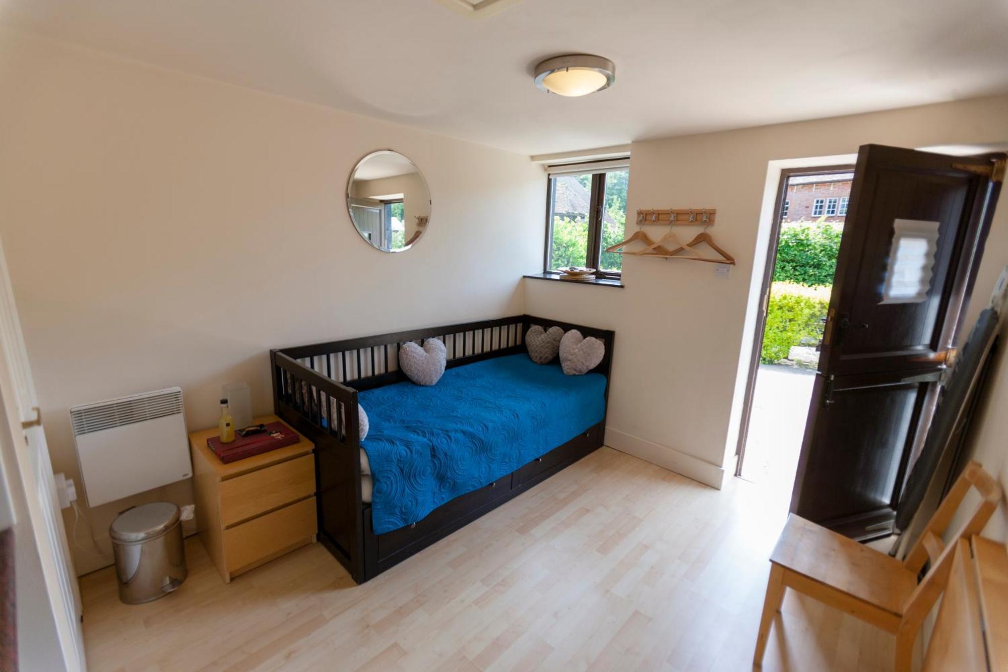 Five Cottages In Aonb And A Hobbit House! Canterbury Kültér fotó